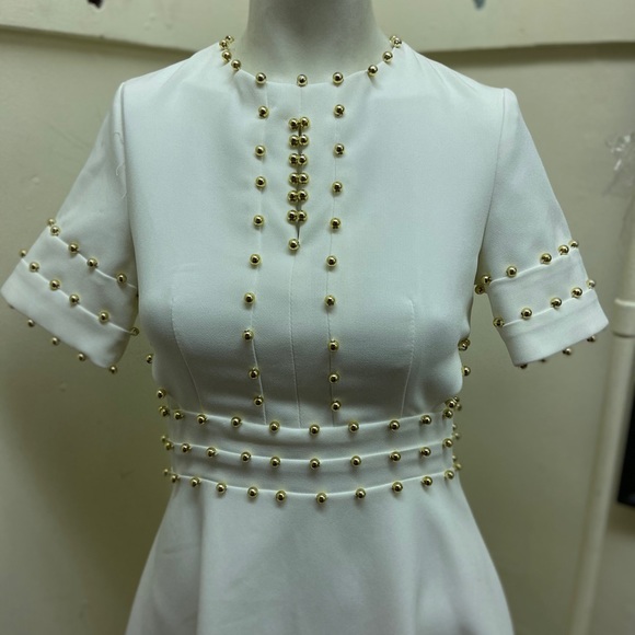 Avant- Look White and Gold Dress (S ) - Picture 2 of 7